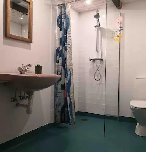 Oplev Πανσιόν *