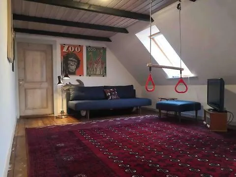 Πανσιόν Oplev